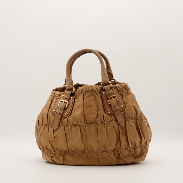 Sac Prada Tote Gaufre nylon camel vue arrière occasion authentique — AMANA Vintage