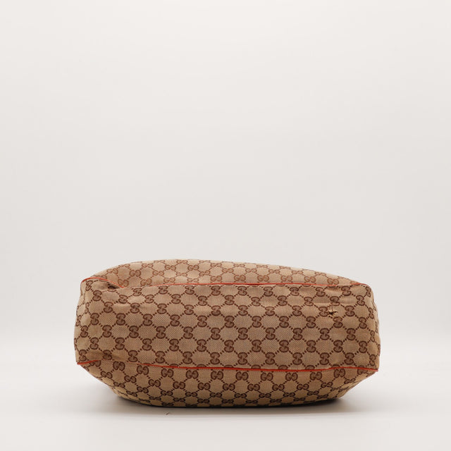 Dessous sac Gucci Sukey toile monogrammée beige occasion authentique — AMANA Vintage