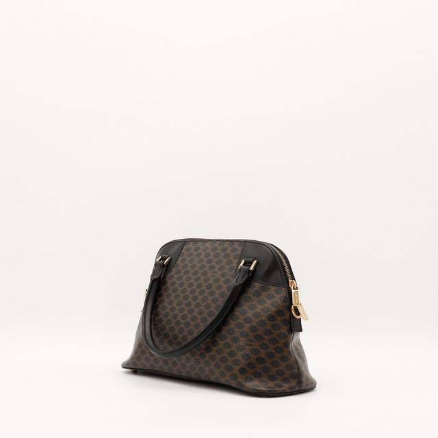 Sac à main Céline Macadam vue de profil occasion authentique — AMANA Vintage