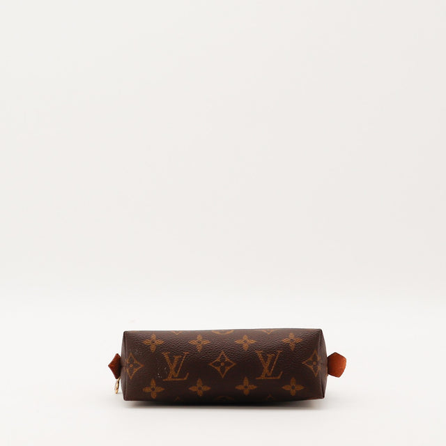 Détail de la fermeture éclair Louis Vuitton Pochette Cosmétique PM Toile Monogramme occasion authentique — AMANA Vintage
