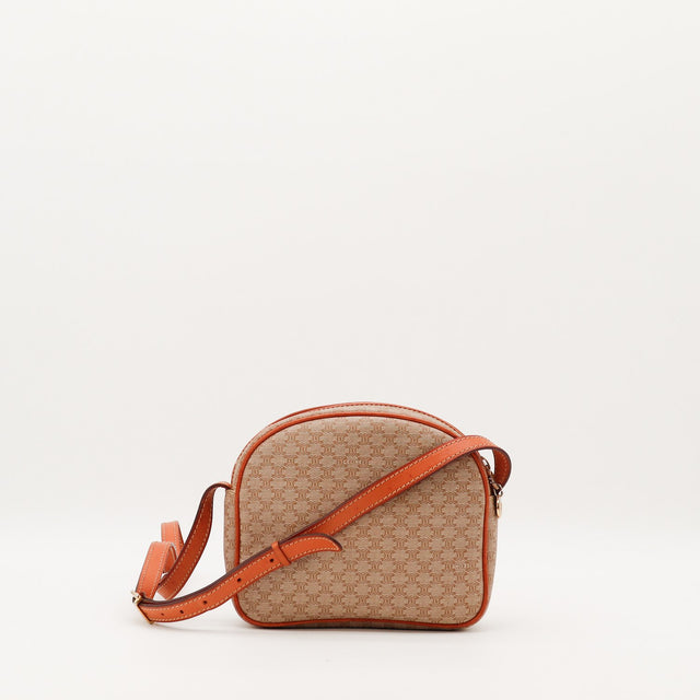 Sac bandoulière Céline toile Triomphe beige vue de face lanière posée — AMANA Vintage