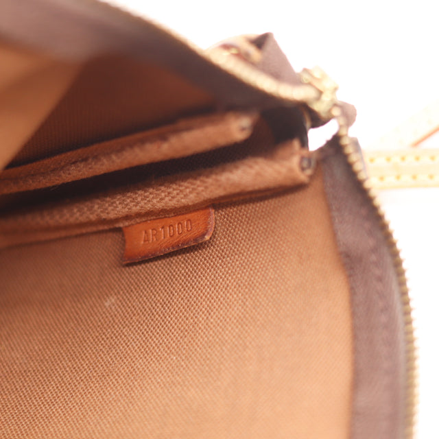 The Louis Vuitton Clutch Accessoires