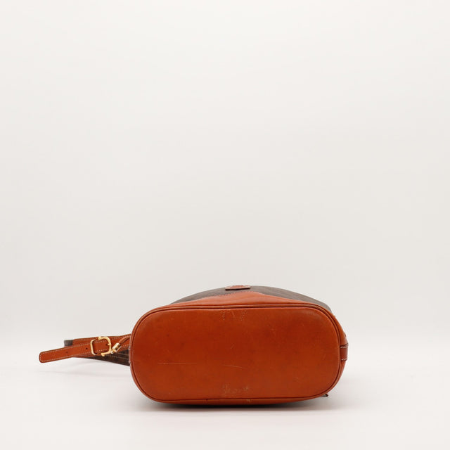 Sac seau Céline Macadam vue du fond cuir usé — AMANA Vintage