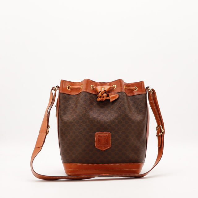 Seau Celine Macadam vue de face toile monogrammée et cuir naturel occasion authentique — AMANA Vintage