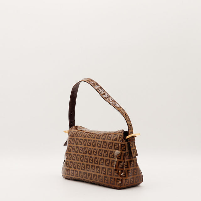 Sac Fendi Baguette profil et anse épaule cuir occasion authentique — AMANA Vintage