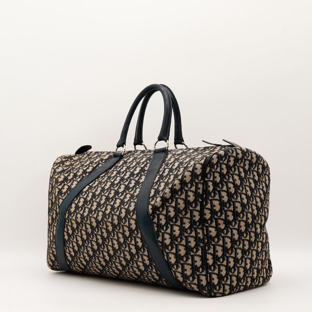 Sac Dior Boston Trotter vue de trois quarts toile Trotter occasion authentique — AMANA Vintage