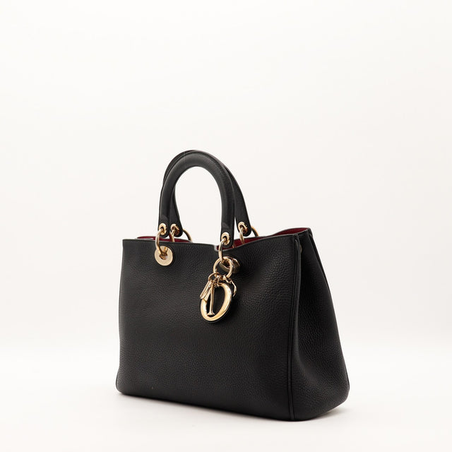 Sac Dior Diorissimo cuir noir vue trois quarts occasion authentique — AMANA Vintage