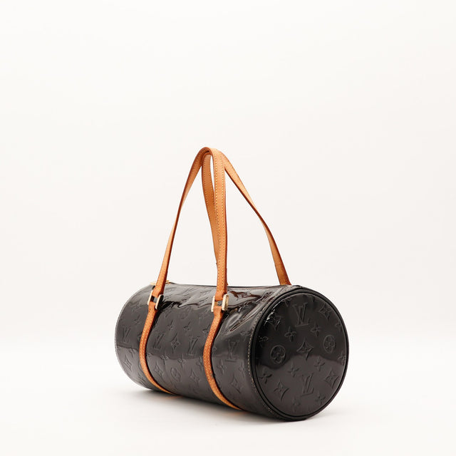 Sac Louis Vuitton Bedford Vernis vue de profil forme cylindrique — AMANA Vintage