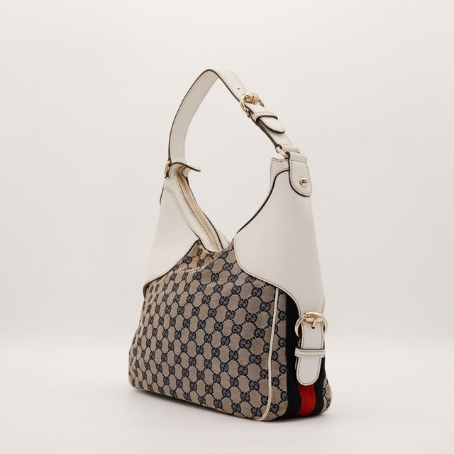 Hobo Gucci Horsebit vue de trois quarts droite cuir blanc bande Web — AMANA Vintage