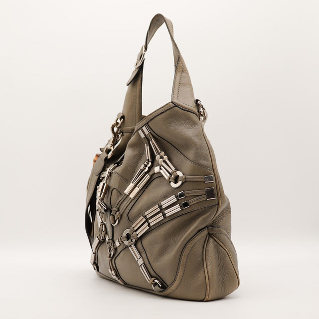 Sac Gucci Indy Hobo cuir grainé vue de trois quarts occasion authentique — AMANA Vintage