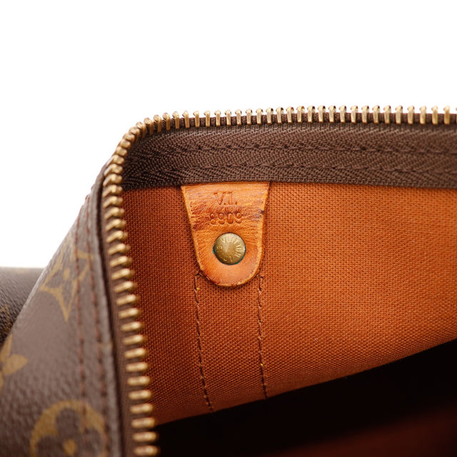 Detail date code interieur Louis Vuitton Keepall 50 VI 6909 — AMANA Vintage