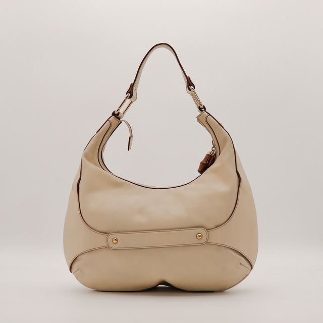 Hobo Bambou Gucci cuir beige vue de profil droit — AMANA Vintage