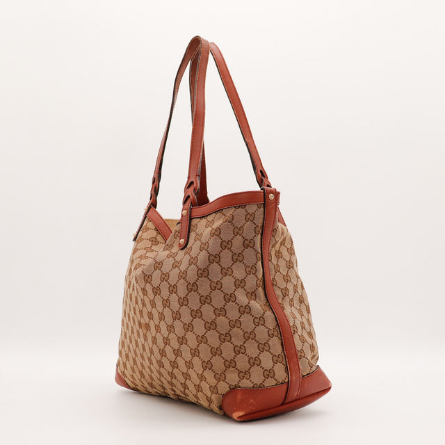 Tote Bag Gucci vue trois quarts droit cuir rouge occasion — AMANA Vintage