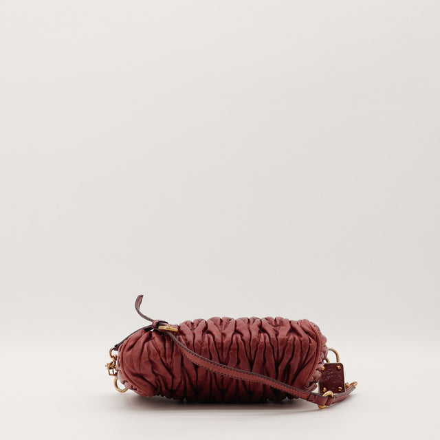 Détail de la fermeture à glissière Miu Miu Matelassé cuir d'agneau rose bois occasion authentique — AMANA Vintage
