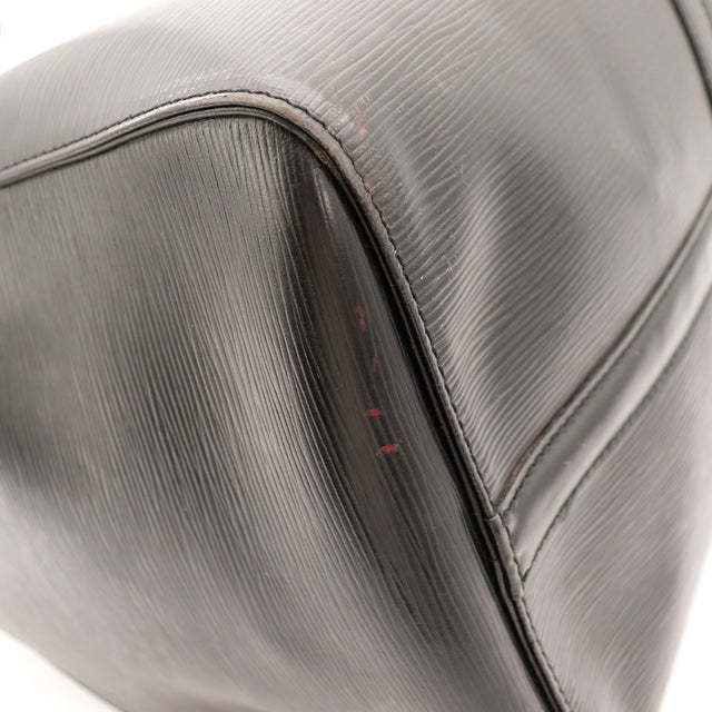 Vue panneau lateral Louis Vuitton Keepall 45 Epi Noir poche exterieure — AMANA Vintage