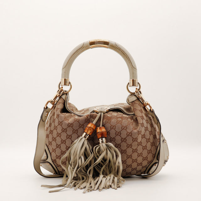 Sac Gucci Indy Hobo toile monogrammée beige vue de face occasion authentique — AMANA Vintage