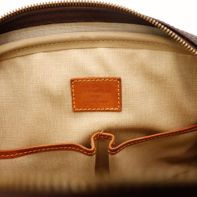 Vue du fond Louis Vuitton Trouville Toile Monogramme occasion authentique — AMANA Vintage