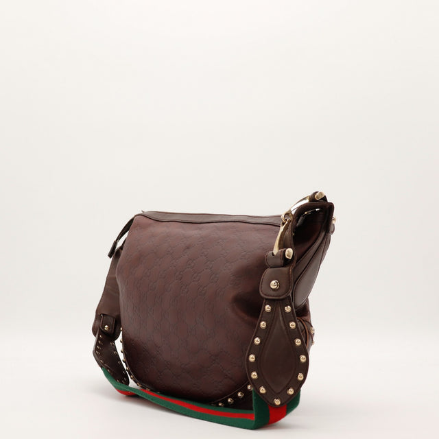 Hobo Gucci Indy vue de trois quarts arrière bandoulière Web — AMANA Vintage