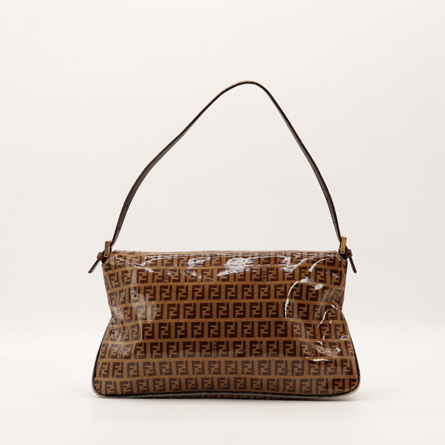Dos du sac Fendi Mamma Baguette avec revêtement enduit usé — AMANA Vintage