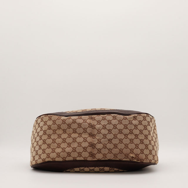 Hobo Gucci vue du fond toile monogrammée état bas du sac — AMANA Vintage