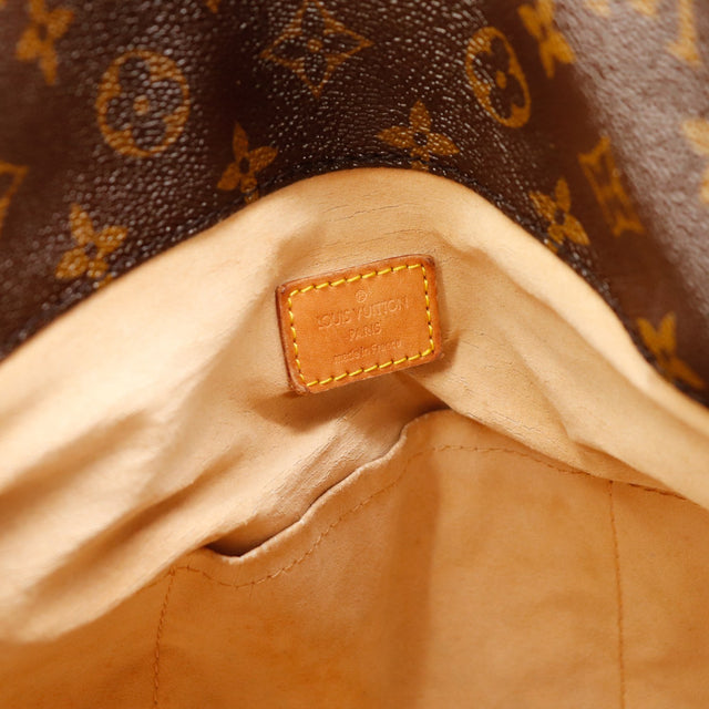 Interieur Louis Vuitton Artsy MM doublure beige etiquette vachette — AMANA Vintage