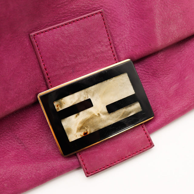 Détail fermoir FF résine Fendi Mia occasion authentique — AMANA Vintage