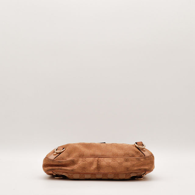 Vue de l'intérieur Gucci Hobo toile monogrammée beige occasion authentique — AMANA Vintage