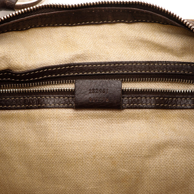 Intérieur sac Gucci Hobo doublure toile et numéro de série — AMANA Vintage