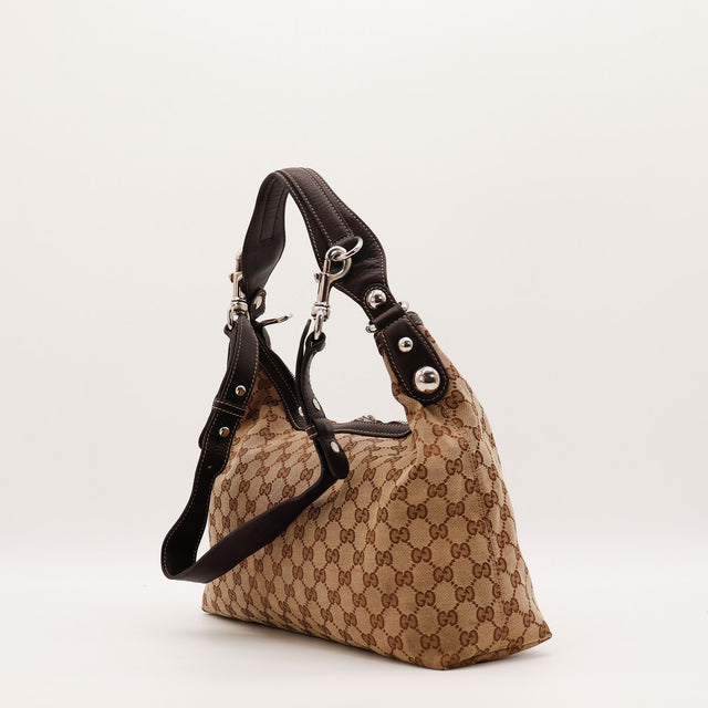 Détail de l'argenterie et des mousquetons Gucci Hobo occasion authentique — AMANA Vintage