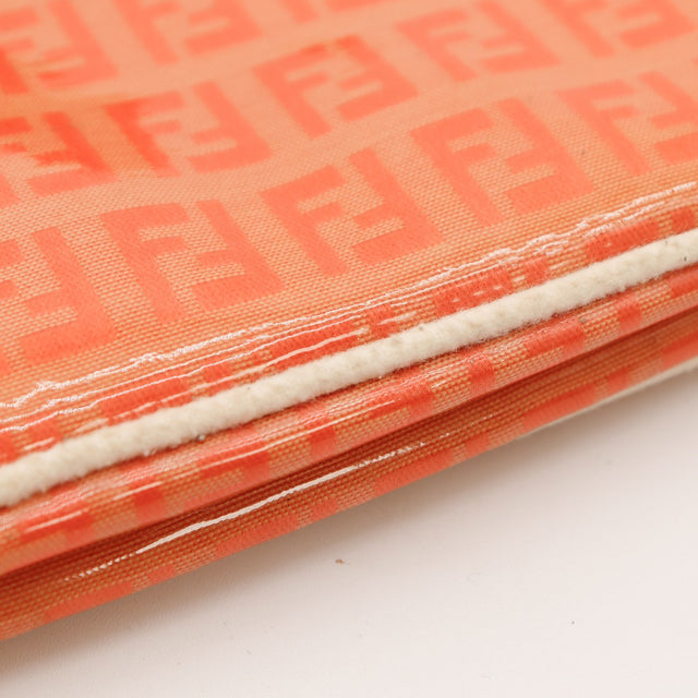 Détail bordure et toile Zucchino sac Fendi rouge — AMANA Vintage