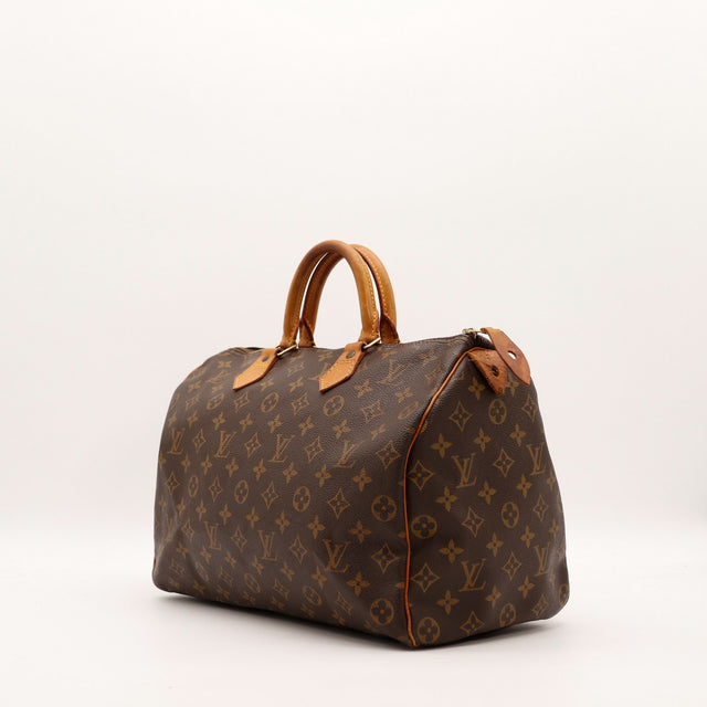 Louis Vuitton Speedy 35 vue trois quarts angle droit toile Monogramme — AMANA Vintage