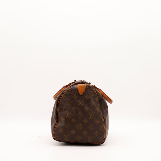 Louis Vuitton Speedy 30 vue de profil droit patine caramel — AMANA Vintage