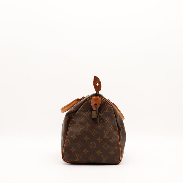 Louis Vuitton Speedy 30 vue de profil gauche avec tirette cadenas — AMANA Vintage