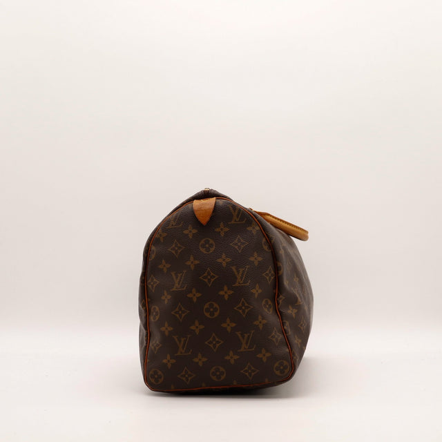 Louis Vuitton Speedy 40 vue de trois quarts arrière gauche — AMANA Vintage