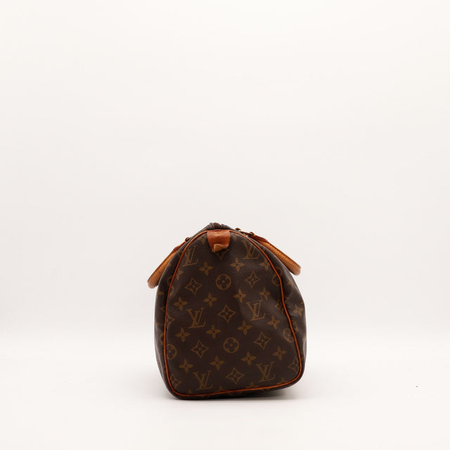 Vue de côté droit Louis Vuitton Speedy 30 zip et languette vachette — AMANA Vintage