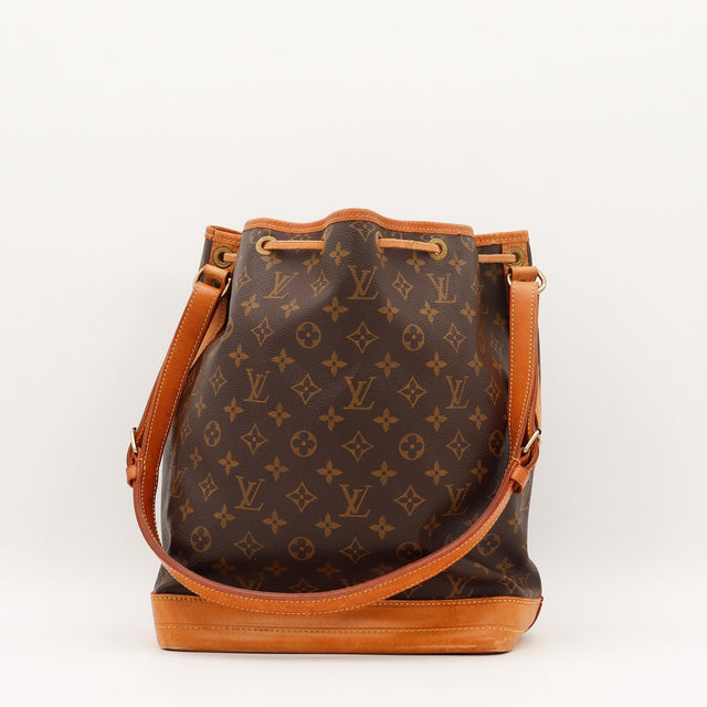 Détail de la doublure Louis Vuitton Noé Toile Monogramme occasion authentique — AMANA Vintage