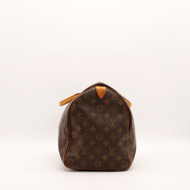 Vue de dessous Louis Vuitton Speedy 40 toile Monogramme fond — AMANA Vintage