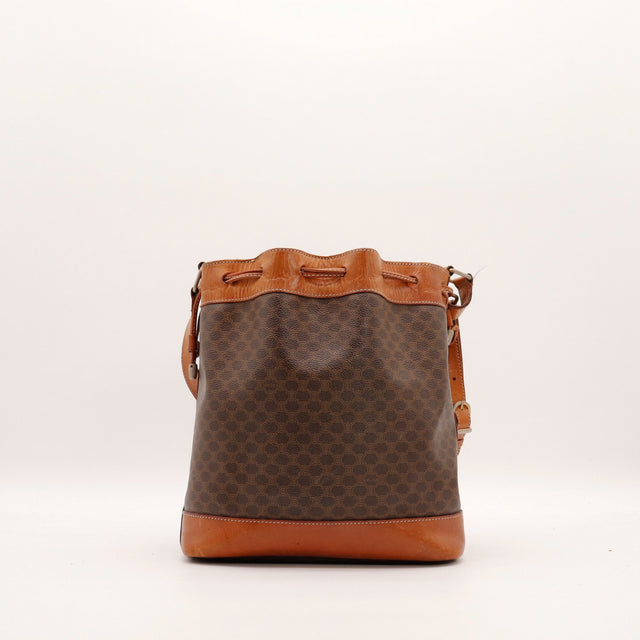 Sac seau Celine Macadam vue de dos toile Macadam marron bandoulière réglable — AMANA Vintage
