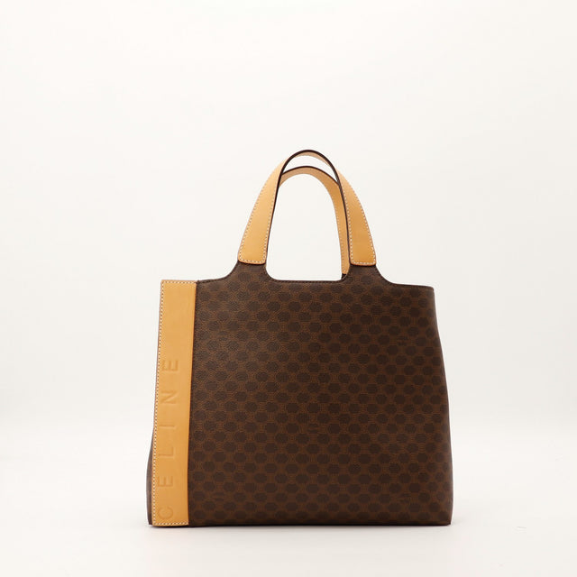 Tote Bag Celine Macadam toile canvas marron vue de face occasion authentique — AMANA Vintage