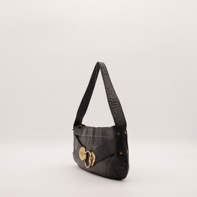Vue de profil Hobo Chloé noir cuir souple bandoulière grénée — AMANA Vintage