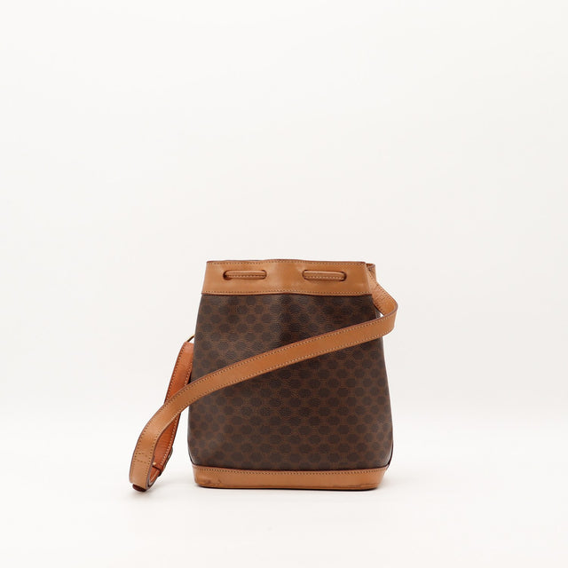 Sac seau Céline Macadam vue arrière bandoulière réglable occasion authentique — AMANA Vintage