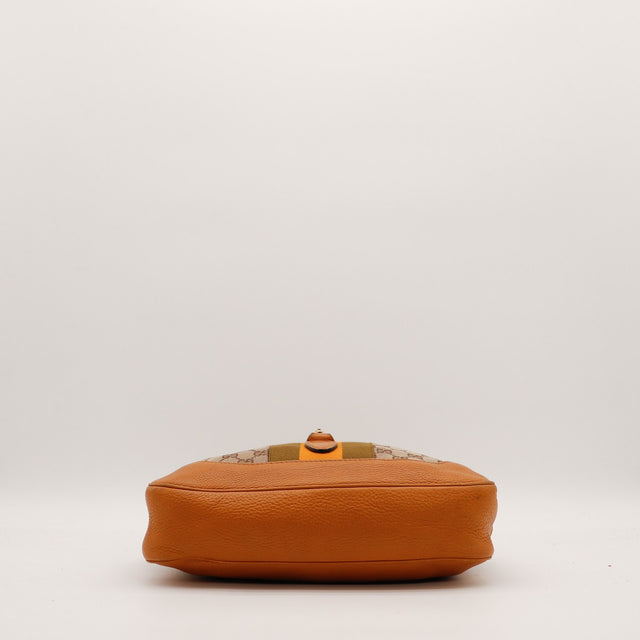 Gucci New Jackie vue du dessous cuir cognac fond plat — AMANA Vintage