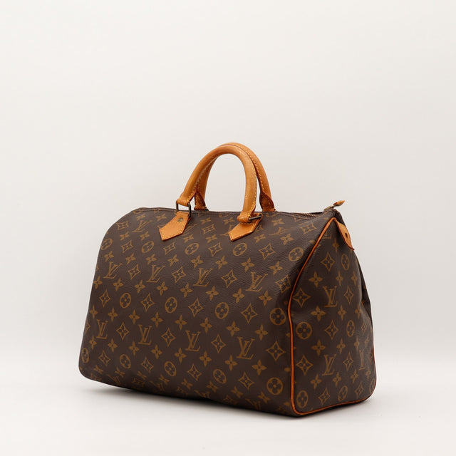 Sac Louis Vuitton Speedy 40 vue trois quarts toile Monogramme occasion authentique — AMANA Vintage