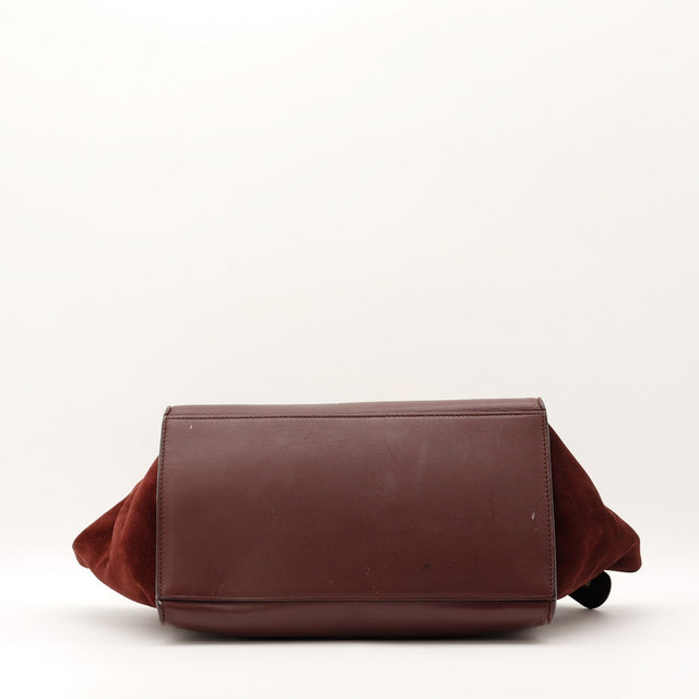 Vue de l'intérieur Céline Trapèze cuir bordeaux et beige occasion authentique — AMANA Vintage