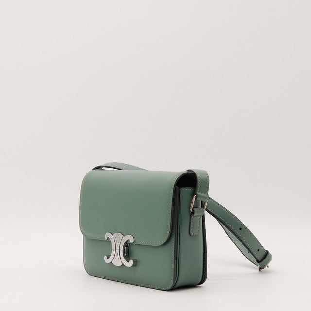 Vue de dos Céline Triomphe Teen cuir lisse vert sauge occasion authentique — AMANA Vintage