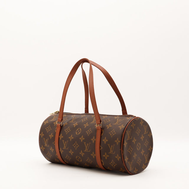 Sac Louis Vuitton Papillon 30 vue trois quarts cuir vachette patine caramel — AMANA Vintage