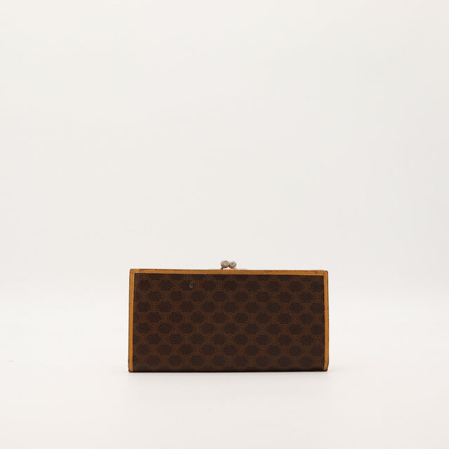 Portefeuille Celine Macadam vue arriere marron occasion authentique — AMANA Vintage