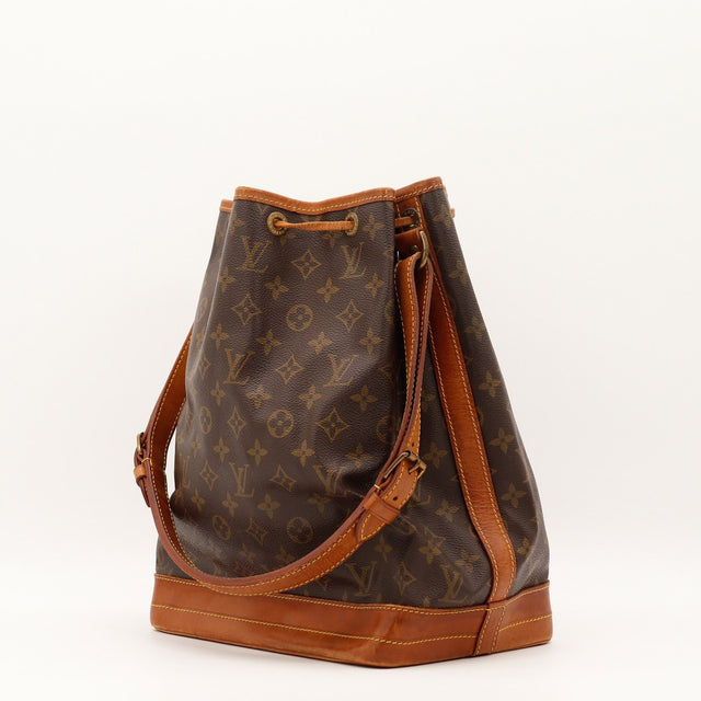Vue de profil Louis Vuitton Noé Toile Monogramme occasion authentique — AMANA Vintage