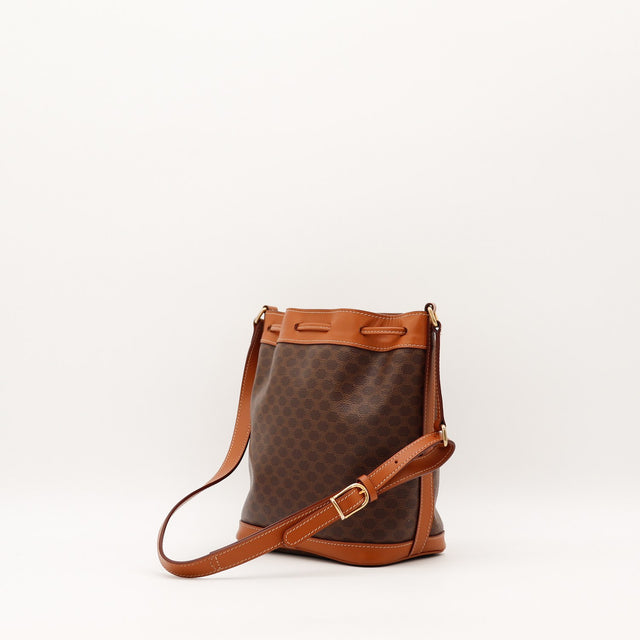 Bandoulière réglable Céline Seau Macadam cuir cognac occasion authentique — AMANA Vintage