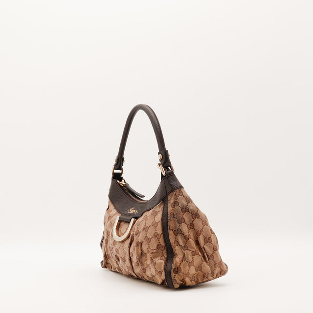 Detail anneau D doré Gucci Hobo D-Ring occasion authentique — AMANA Vintage